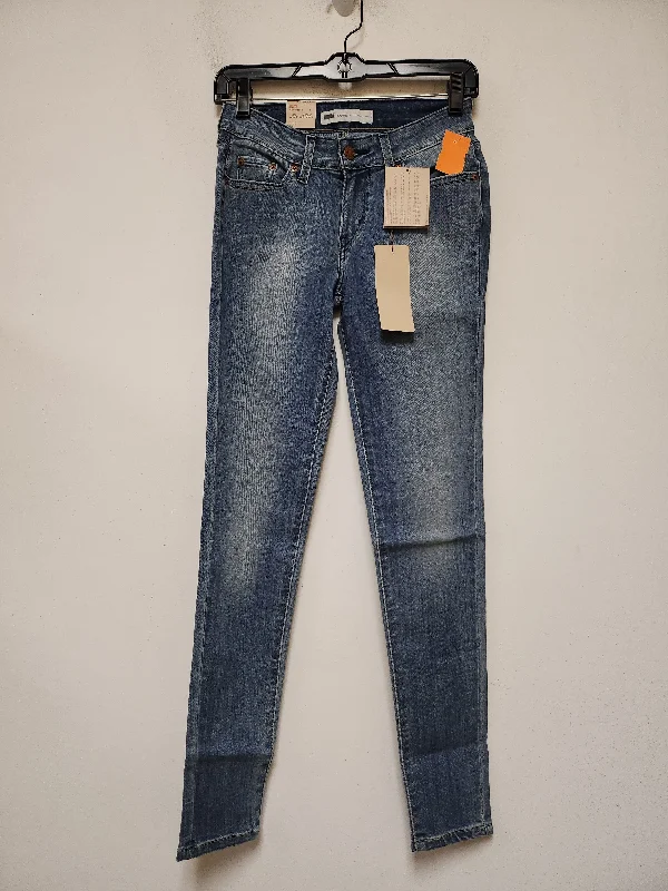 Jeans Skinny By Levis In Blue Denim, Size: 4