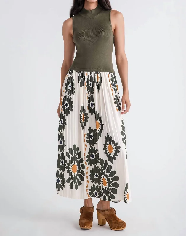 Printed Pleated Midi Dress In Cream,olive