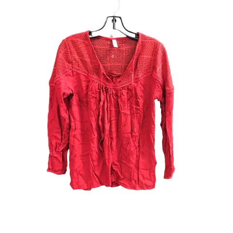 Red Top Long Sleeve Clothes Mentor, Size M